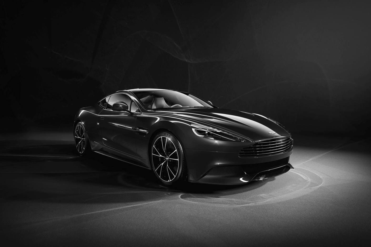 https://static.chaos.com/gallery_images/images/000/000/190/gallery_image/realtimeuk-aston-martin-vanquish-coupe-black-automotive-vray-3ds-max-01.jpg?1518068788