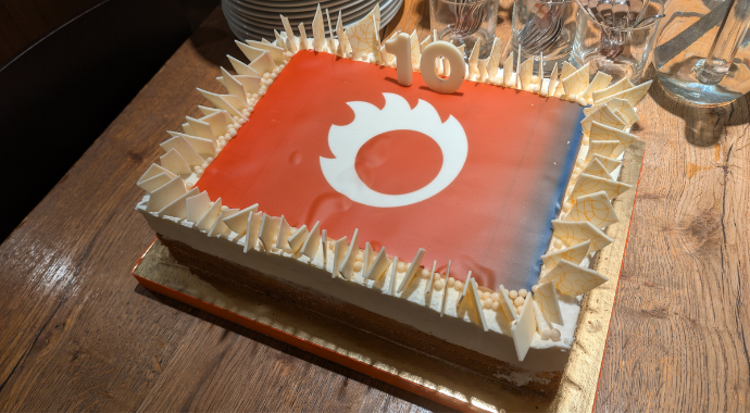 thumb-cake-10-corona.png